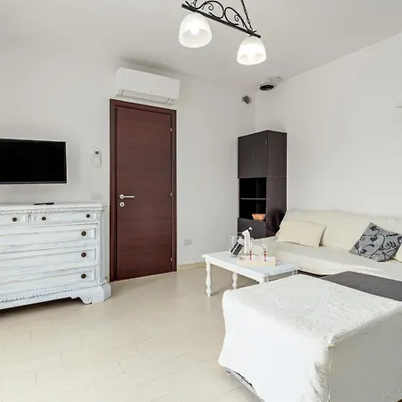 Casa Relax A Due Passi Dal Mare Hébergement de vacances Cannigione